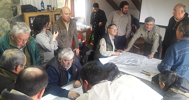 13 guardaparques de la Corporación Nacional Forestal, la mayoría de ellos aún funcionarios activos de la institución, aportaron datos e información relevante para la investigación que ejecuta el Centro Regional Fundación CEQUA denominada "Memoria histórica- cultural del Parque Nacional Torres del Paine".