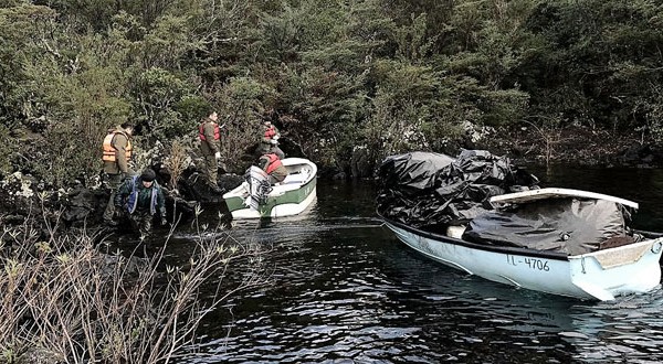 La fiscalización se realizó desde el sector de Puerto Oscuro en Ensenada, puerta de entrada al parque, hasta Punta Gruesa, camino a Puerto Octay.